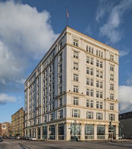 Third Ward: 342 N Water St, Milwaukee, WI 53202