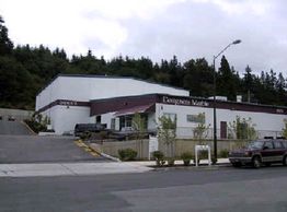 Rare, small warehouse for sale in Woodinville. Short term lease also available.: 20150 144th Ave NE, Woodinville, WA 98072