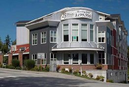 19500 Ballinger Way NE, Shoreline, WA 98155