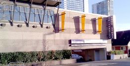 UNIVERSITY BOOKSTORE: 990 102nd Ave NE, Bellevue, WA 98004