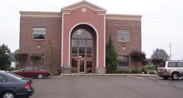 425 Commercial St, Mount Vernon, WA 98273