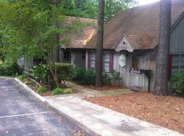 Mill Run Office Center: 5205 Oak Park Drive , Raleigh, NC 27612