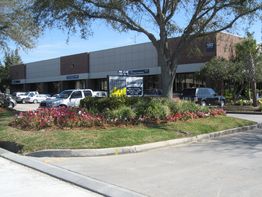 St. Charles II: 150 James Dr E, Saint Rose, LA 70087
