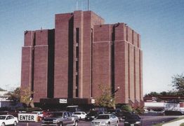 2504 Washington St, Waukegan, IL 60085