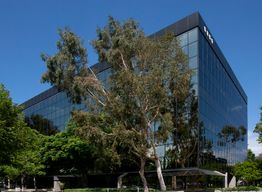 Warner Center Business Park: 5850 Canoga Avenue, Woodland Hills, CA 91367