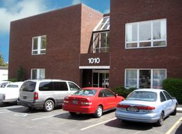 Bancroft Professional Building: 1010 N Bancroft Pkwy, Wilmington, DE 19805