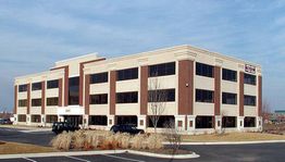 2580 Foxfield Rd, St Charles, IL 60174