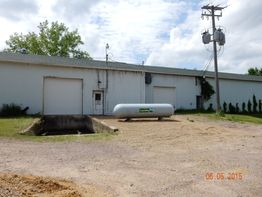 Highway 22 Warehouse - 15892 State Hwy 22: 15892 State Highway 22, Good Thunder, MN 56037