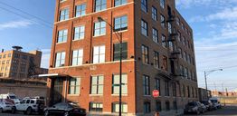 1500 W Carroll Ave, Chicago, IL 60607