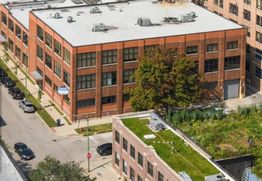 1550 W Carroll Ave, Chicago, IL 60607
