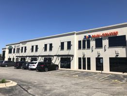 1213 Oak St, North Aurora, IL 60542