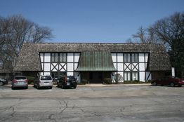 6919 N Knoxville Ave, Peoria, IL 61614