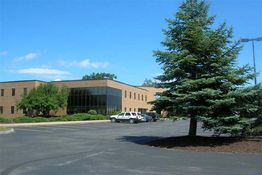200 Elwood Davis Rd, Liverpool, NY 13088
