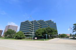 One Oakbrook Terrace: 18W200 22nd St, Oakbrook Terrace, IL 60181