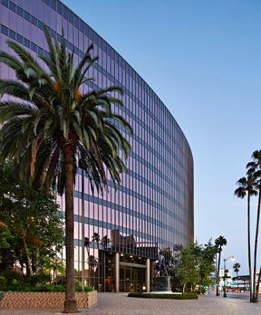 Rent Beverly Hills Office Space at 8500 Wilshire Boulevard