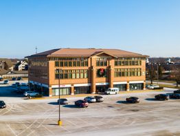 Town Square Wheaton: 55 E Loop Rd, Wheaton, IL 60189