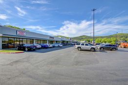 Hot Springs Plaza: 1609 Albert Pike Rd, Hot Springs, AR 71913