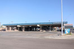 Car Wash with Office/Warehouse : 324 N Country Club Dr, Mesa, AZ 85201