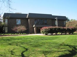 Walnut Trail Suites: 6100 Newport Rd, Portage, MI 49002