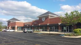 Retail Space across from Fox Valley Mall: 4400 McCoy Dr, Aurora, IL 60504