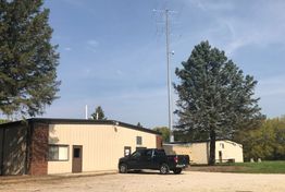 For Lease or Sale: Industrial Building on 5 Acres: 9750 IL 126, Yorkville, IL 60560