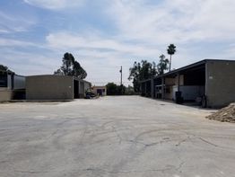 Land For Lease: 162 N Aspan Ave, Azusa, CA 91702
