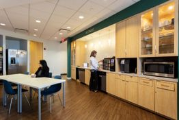 Oak Brook Pointe: 700 Commerce Dr, Oak Brook, IL 60523