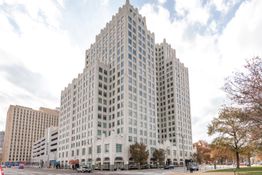 Park Pacific: 1212 Olive St, Saint Louis, MO 63103
