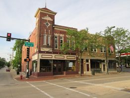 Office Space In Historic Building: 303 W Main St, St Charles, IL 60174