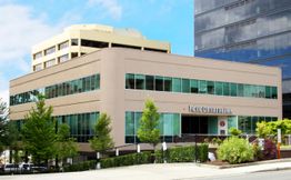 Plaza 305: 305 108th Ave NE, Bellevue, WA 98004
