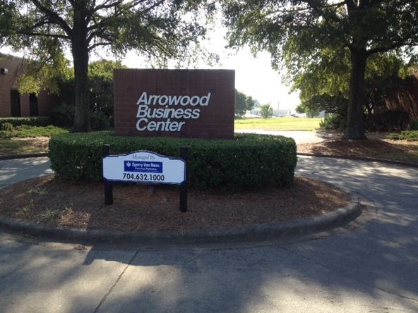 Arrowood Business Center - 11301 Granite St, Charlotte, NC 28273