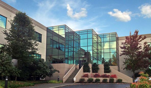 KIRKLAND 405 CORPORATE CENTER - 11411 NE 124th St, Kirkland, WA 98034 ...