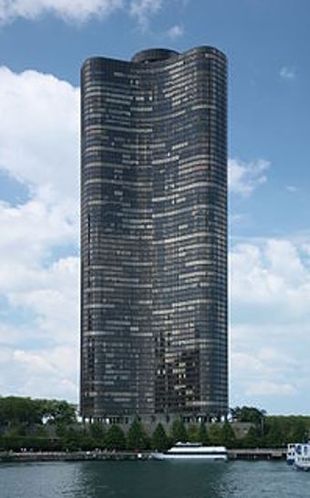 Lake Point Tower - 505 N Lake Shore Dr, Chicago, IL 60611