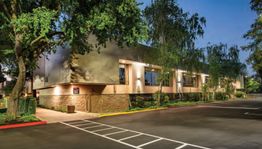 Sac Central Shopping Center 1250 Howe Ave Sacramento Ca 95825 Officespace Com