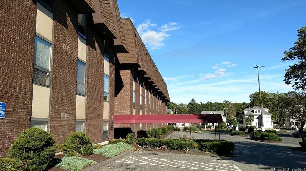 57 North St, Danbury, CT 06810 - OfficeSpace.com