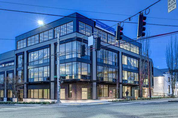 Fremont Crossing - 310 Florentia St, Seattle, WA 98109 