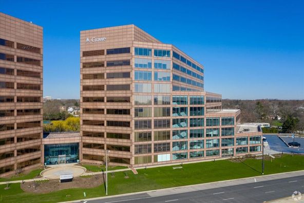 Venture X - 1 Mid America Plaza 3rd Floor, Oakbrook Terrace, IL 60181 ...